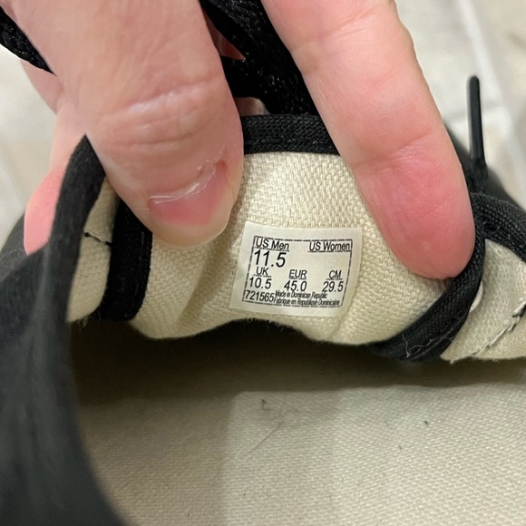 Men’s Vans shoes 11.5 black - Picture 5 of 9